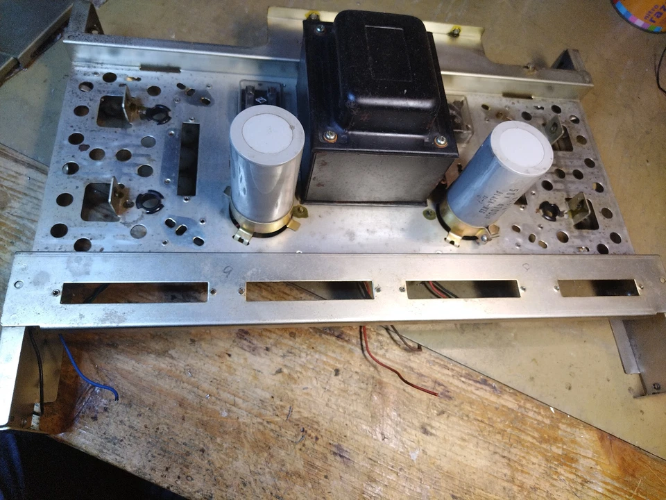 Sansui AU999 amplifier Steel Chassis Components - used - Bild 1 von 4