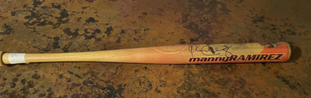 Manny Ramirez Autographed Black Louisville Slugger Bat Boston Red Sox 555  HR Beckett BAS QR Stock #201174 - Mill Creek Sports