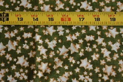 24" Long, Cream Stars on Green Cotton, Fabri-Quilt, Season's Greetings, N2648 - Image 1 of 4