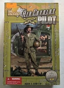 The Ultimate Soldier Air Cavalry Pilot US Army Vietnam 12" Figure 1:6 Scale NEW