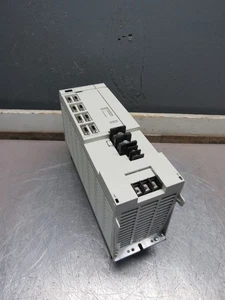 MITSUBISHI UNITÀ DI TRASMISSIONE MANDRINO MDS-C1-SPM-150 15KW 49A 3PH 200V USATO DA ASPORTO!! - Foto 1 di 10