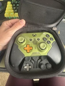 Halo Infinite Elite Series 2 Special Edition Controller - Picture 1 of 4