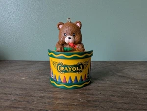 1992 Crayola Hallmark Christmas Ornament Crayons Teddy Bear Binney & Smith - Picture 1 of 7