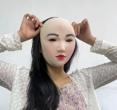 Maschera viso realistica in lattice di bellezza per film cosplay oggetti di scena Halloween - Immagine 1 di 4