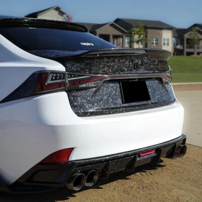 Luces traseras LED transparentes para Lexus IS250 IS300 IS350 200T 2014-2020 con lámpara central Foto 1 de 4