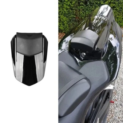 Cubierta de asiento trasera negra brillante para Yamaha YZF R1 2004 2005 2006 YZF-R1 05 Foto 1 de 4