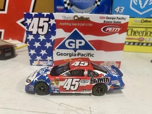 Kyle Petty 2004 GP Brawny NASCAR 1/24 Diecast Team Caliber GeorgiaPacific Dodge - Picture 1 of 4