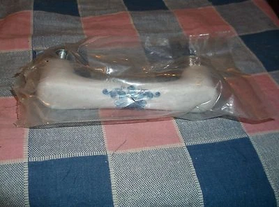 ksm. Centro de 3 pulgadas de flor azul de porcelana nuevo en paquete Foto 1 de 3