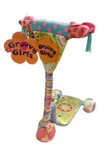 Rare Groovy Girls 2007 Manhattan toys colorful ride on Scooter 9.5" Tall - Picture 1 of 7
