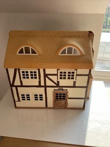 Casa familiar grande Sylvanian Families Highfields Farm solamente - Imagen 1 de 10