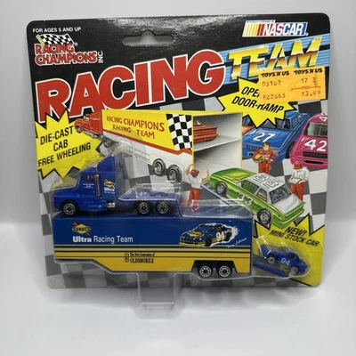 1991 Racing Champions 1:87 Micro Team Transporter NASCAR Sunoco #94 - Image 1 of 4