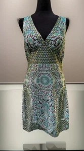 Nicole Miller Printed 100% Silk Dress Womens Sz 6 Olive Blue Green White V Neck - Picture 1 of 10