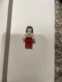 Lego Indiana Jones Marion Ravenwood Minifigure Red And White Outfit