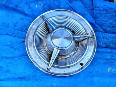 1962 Pontiac Bonneville Star Chief Grand Prix Catalina 14" Hubcap Wheel Cover GM - Image 1 of 4