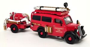 Matchbox Yesteryear - YFE18 1950 Ford E83W Van Diecast Model Fire Truck Trailer
