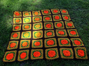 "Manta de colección cuadrada de flores naranjas afganas hecha a mano 65"" x 65" - Imagen 1 de 7