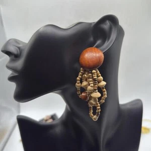 Elegant Wooden Beaded Earrings Boho Hippie MCM 80s Retro Jewelry Costume - Picture 1 of 6