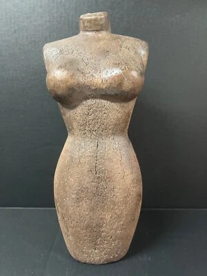 CARVED WOOD PAPER MACHE MOLD/SCULPTURE OF FEMALE MANNEQUIN - TORSO #902 - Image 1 of 4