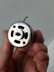 Johnson Rs 540 Black bell End Vintage Motor - Picture 1 of 9