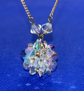 Vintage irisierende Kristall Perlen Kugel Anhänger Halskette goldfarbene Kette 18 Zoll - Bild 1 von 6