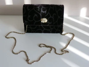 SMALL BLACK VELVET EVENING BAG - Picture 1 of 6