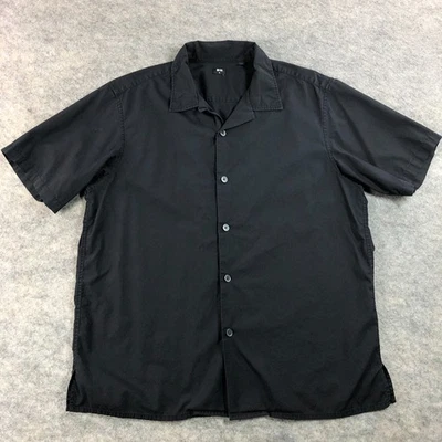 Camisa con botones UNIQLO para hombre mediana negra manga corta algodón cuello modal Foto 1 de 4