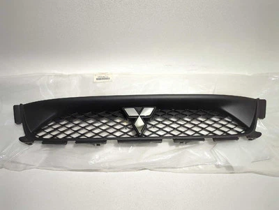 New OEM Genuine Mitsubishi Grille 2011-2012 Outlander Sport RVR ASX 6402A216  - Image 1 of 4