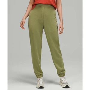 Pantalones deportivos Lululemon Softstreme relajados de tiro alto de gamuza verde talla 0 - Imagen 1 de 14