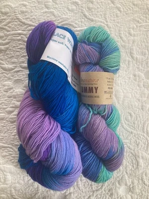 LOTE DE 2 ala de encaje de hilo de lujo teñido indie Fibra Natura azul turquesa púrpura Foto 1 de 4