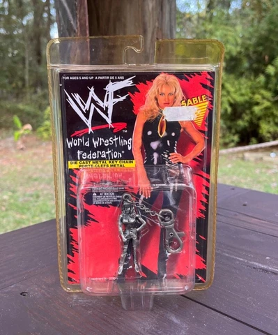Placo 1998 WWF Sable Die Cast Metal Key Chain Wrestling Figure Brand New Cover