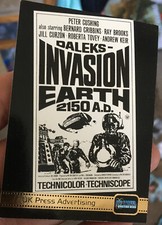 Big Screen Doctor Who Gold Foil Chase Card F8 UK Press Advert Strictly Ink 2004