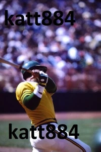 ORIGINAL 35MM COLOR SLIDE 1975 OAKLAND ATHLETICS REGGIE JACKSON DARRYL NORENBERG - Bild 1 von 1