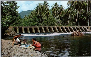 The River of Tiare Locals Bathe and Wash Clothes in Clean Water Tahiti Postcard - Picture 1 of 2