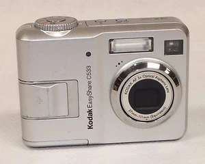 **FOR PARTS/NOT WORKING** Kodak Easy Share C533 5.0MP Digital Camera - Picture 1 of 7