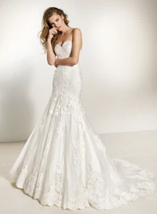 3 🟡 Charis by Pronovias | Size 14 | Ivory Lace Wedding Dress - Picture 1 of 12