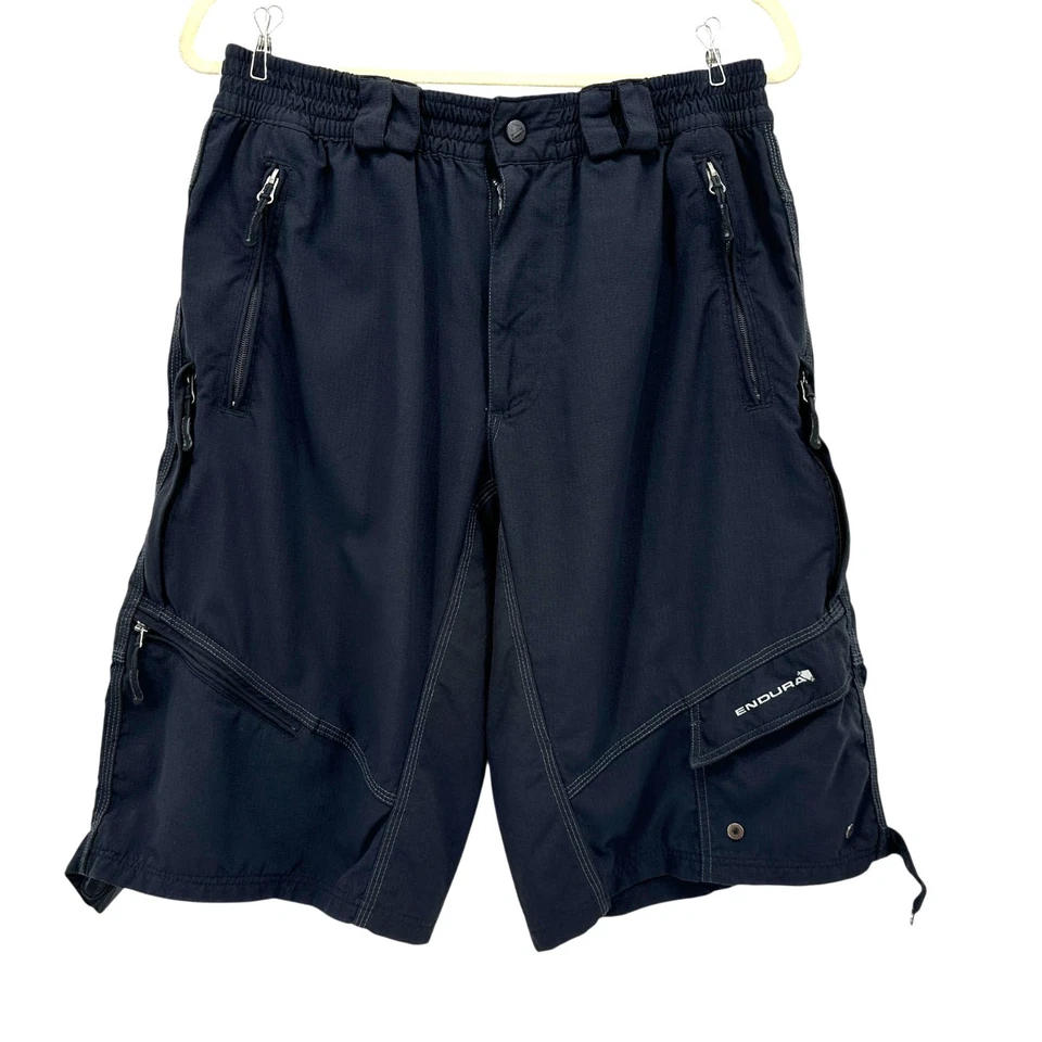 Endura Mens XL Shorts Cycling Nylon Black Zipper Pockets Mountain Biking - Image 1 of 4