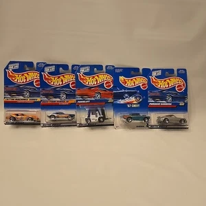 5 Stück Vintage 1997 Hot Wheels Sammlerautos Porsche 57 Chevy Stingray Camaro - Bild 1 von 6