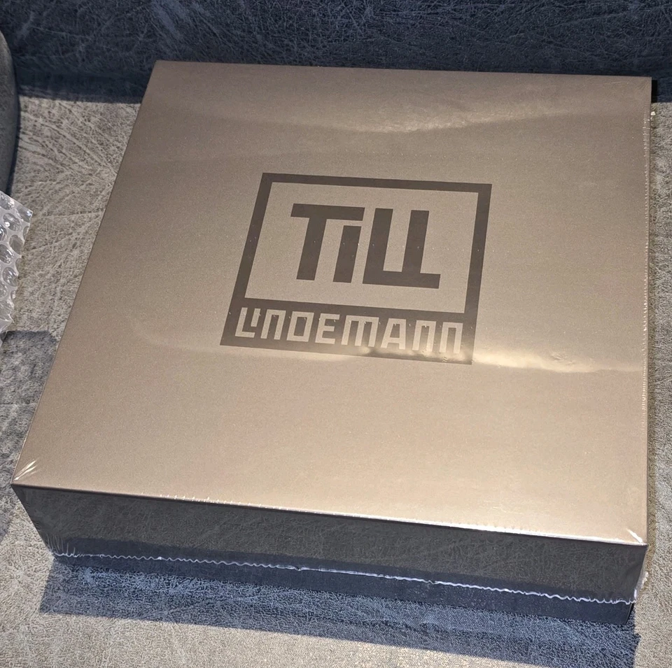 NEU & OVP FANBOX TILL LINDEMANN Zunge 2025 Limitiert OOP 2-CD Digipack Rammstein - Bild 1 von 4