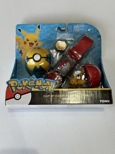 POKEMON Pikachu Clip ‘N’ Carry POKE’ Ball Belt TOMY NIB - Foto 1 di 3