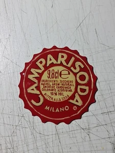 CAMPARI MAGNETE CALAMITA GADGET TAPPO CAMPARISODA APERITIVO - NUOVO - Foto 1 di 3