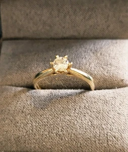 Solitaire Diamond 18ct Ring - Picture 1 of 5