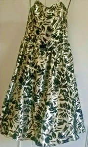 Evening dress, gold and black, strapless with own net petticoat for volume/ fluf - Picture 1 of 5