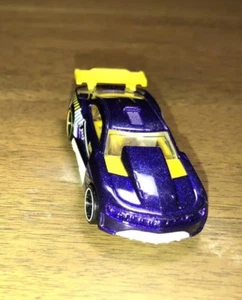 Hot Wheels Purple 2011 Camero, Great Condition, bottom dated 2010 (012-25)(1)$ - Picture 1 of 4