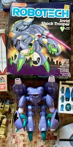 Robotech Matchbox Invid Shocktrooper with Original Box Instructions - Picture 1 of 2