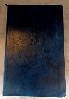 Holy Bible KJV Red letter Edition Giant Print Nelson Blue Leatherette 2017 - Image 1 of 4