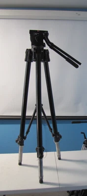 Manfrotto 528XB Tripod + Manfrotto 516 Fluid Head - Image 1 of 4