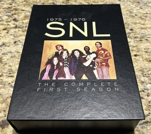 SNL SATURDAY NIGHT LIVE The Complete First Season 8-DISC SET 1975-1976 - Bild 1 von 5