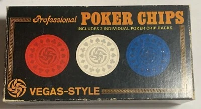 VINTAGE 100 VEGAS STYLE PROFESSIONAL POKER CHIPS 1976 CUSTOM GAMES WITH 2 RACKS  - Image 1 of 4