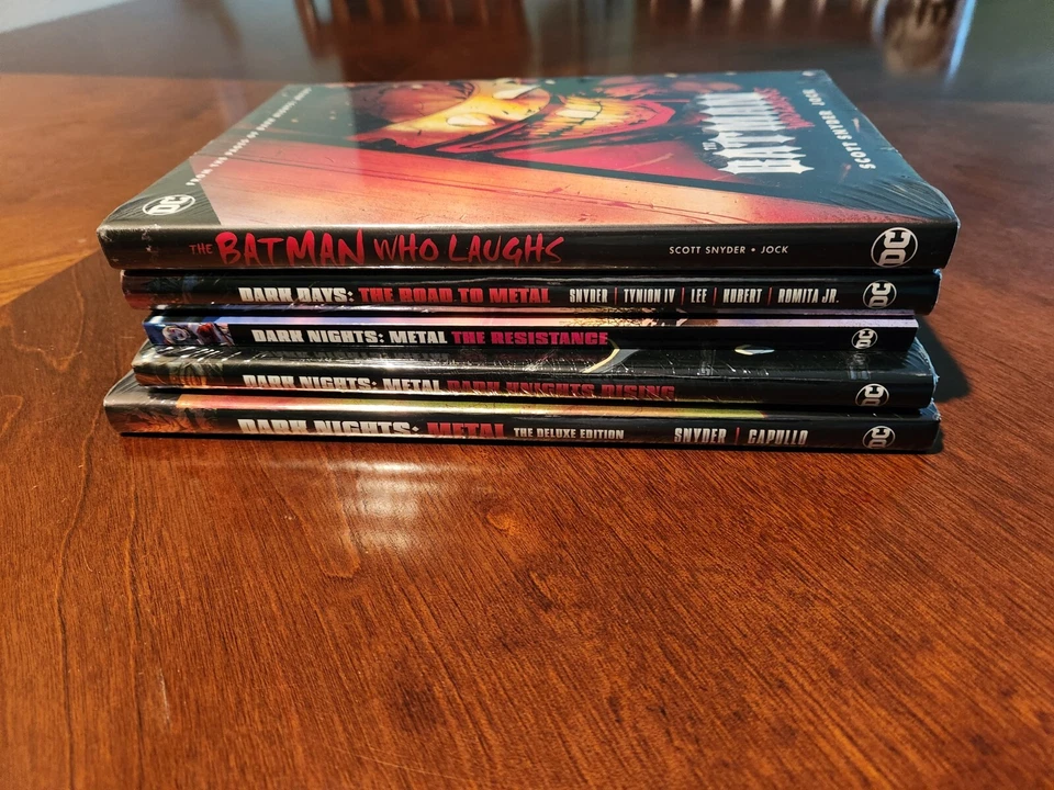 Batman Who Laughs, Batman Metal Dark Nights And Dark Days Nuevo Sellado Tapa Dura Foto 1 de 4