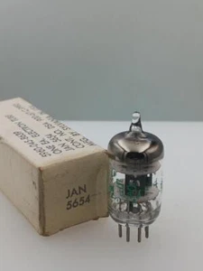 Sylvania JAN 5654 6AK5W NOS NIB 4850gm Black Plate Halo Get Serious Tubes T680 - Picture 1 of 4
